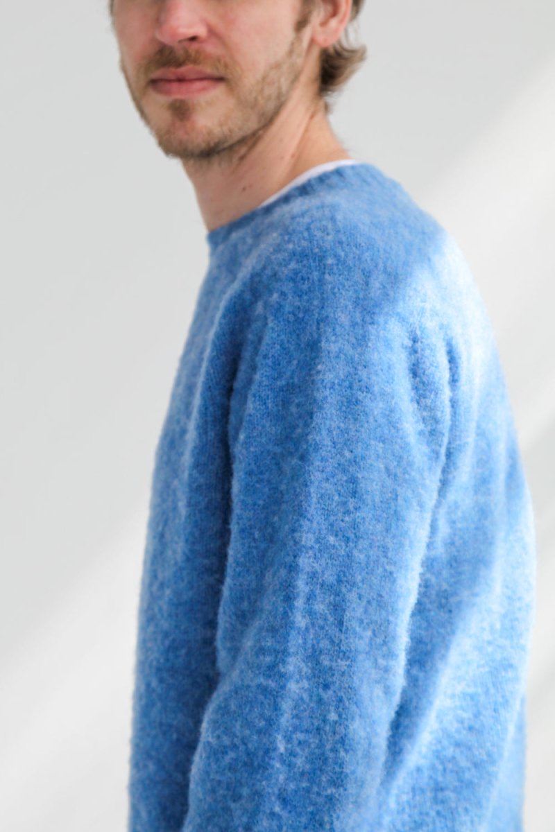 Half Dozen Shaggy Double-Brushed Crew (Fresh Surf) | Knitwear