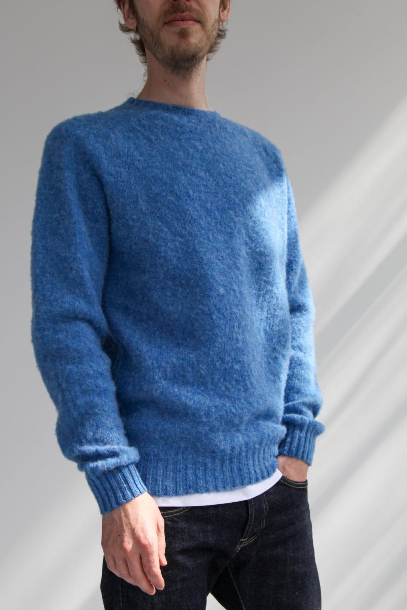 Half Dozen Shaggy Double-Brushed Crew (Fresh Surf) | Knitwear