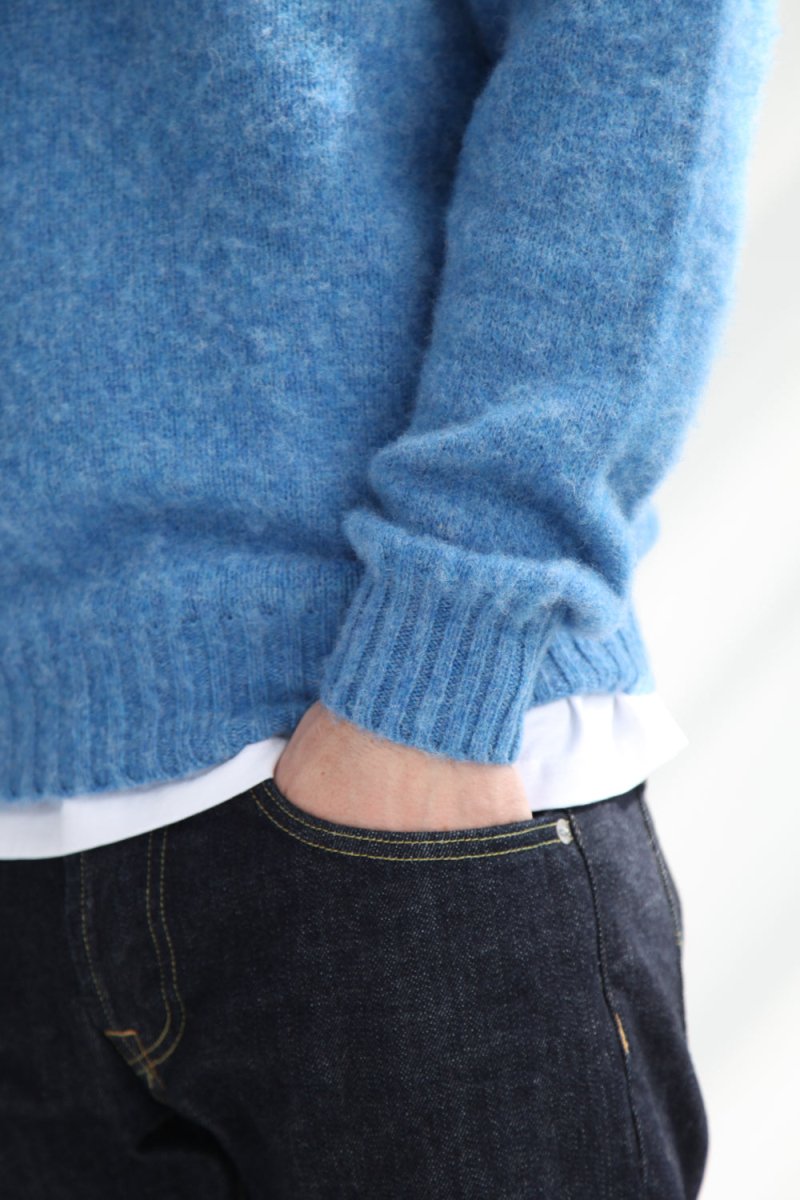 Half Dozen Shaggy Double-Brushed Crew (Fresh Surf) | Knitwear
