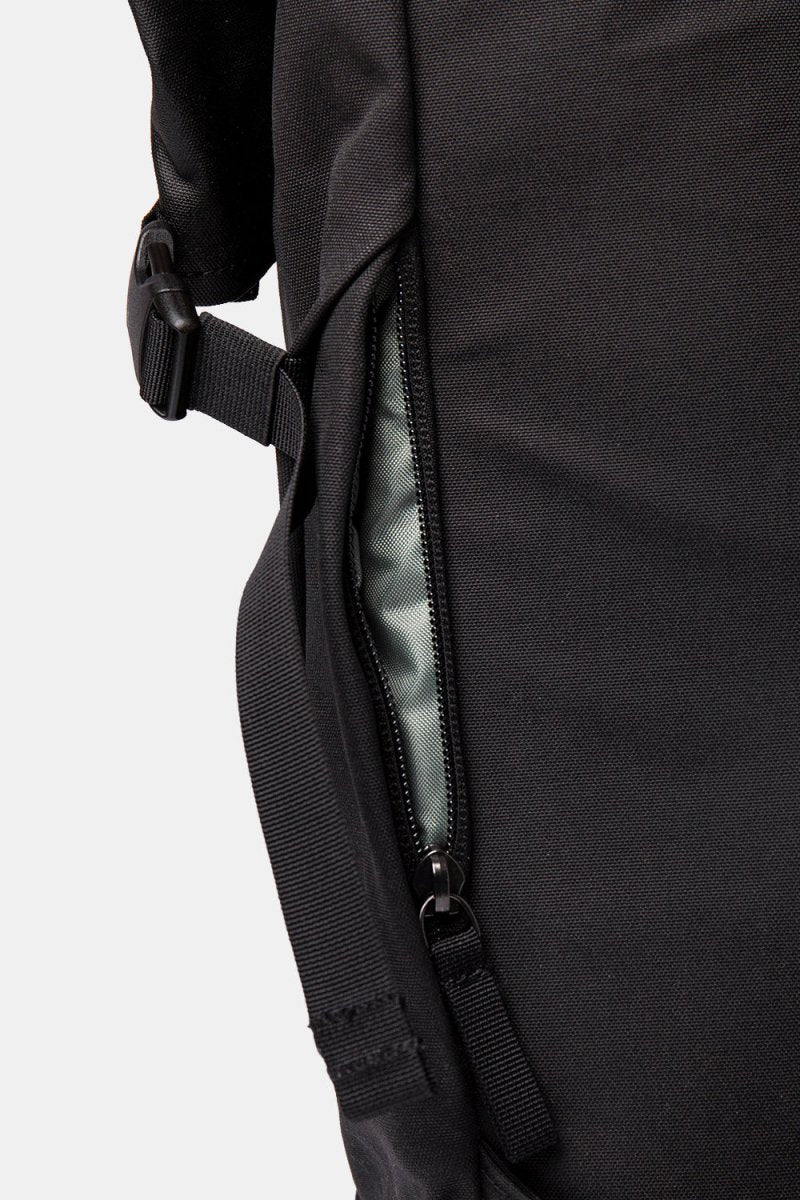 Sandqvist Alfred Backpack (Black/Black Webbing) | Backpacks