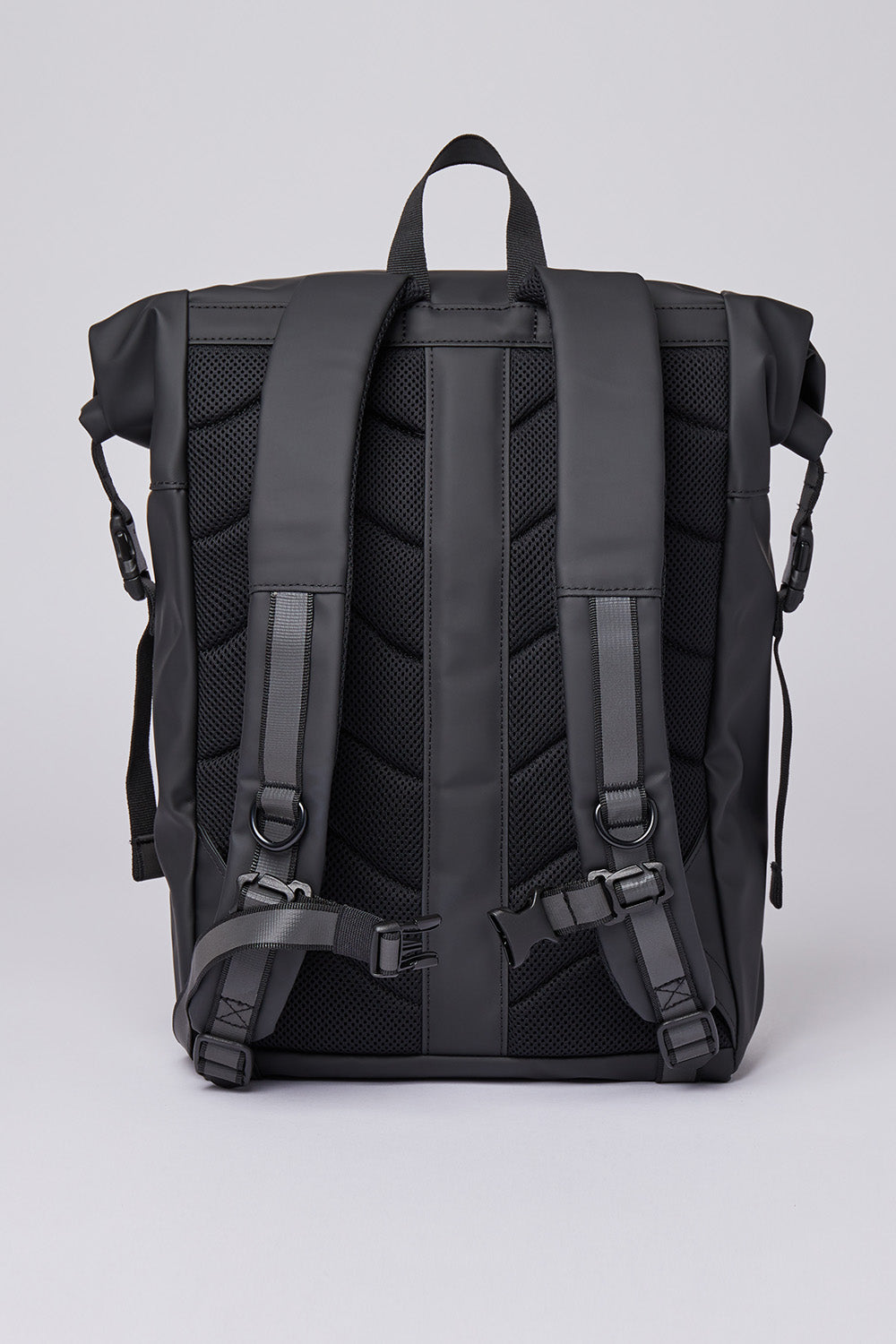 Sandqvist Konrad Water-Resistant Rolltop Backpack (Black)